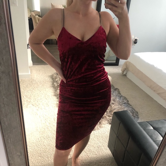 Crushed Velvet dress - Picture 3 of 4